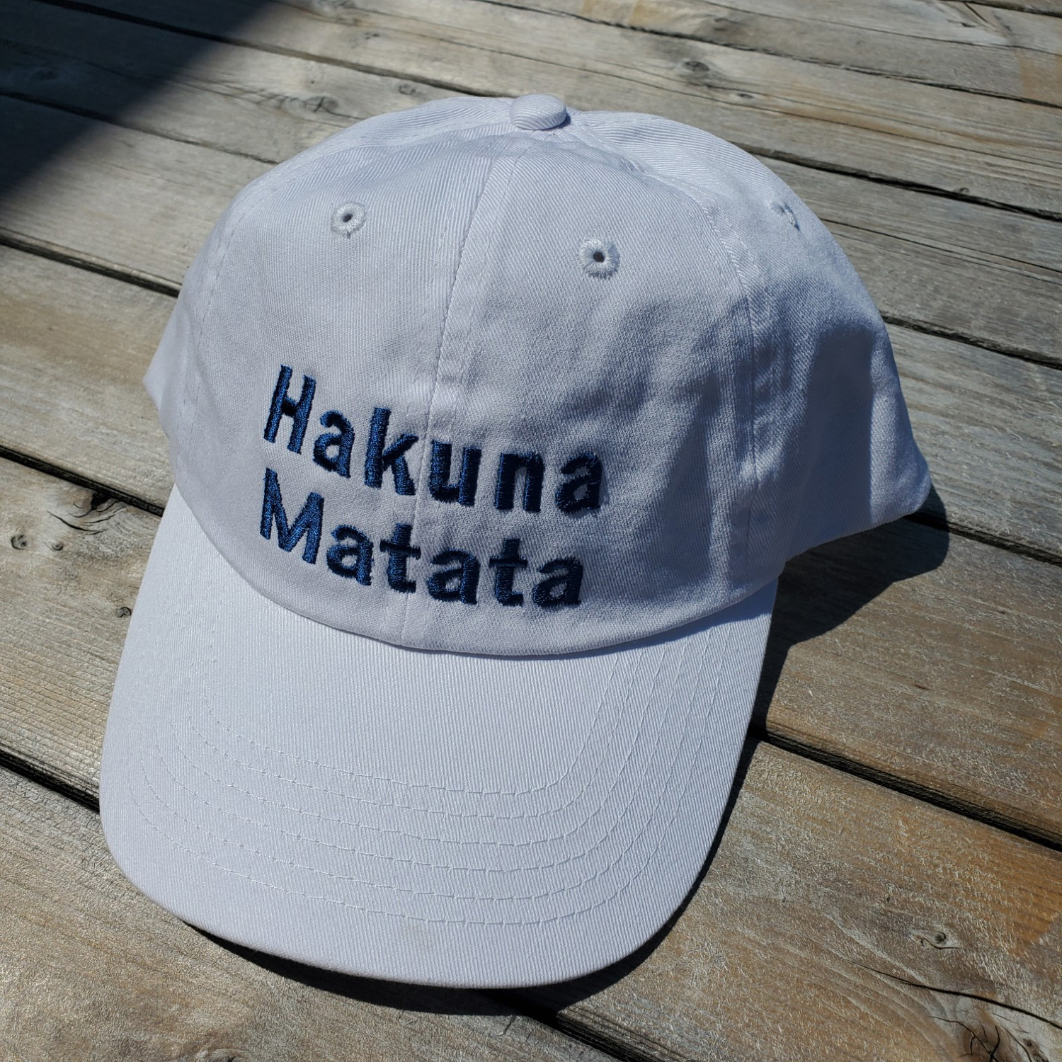 hakuna-matata-hat-embroidery