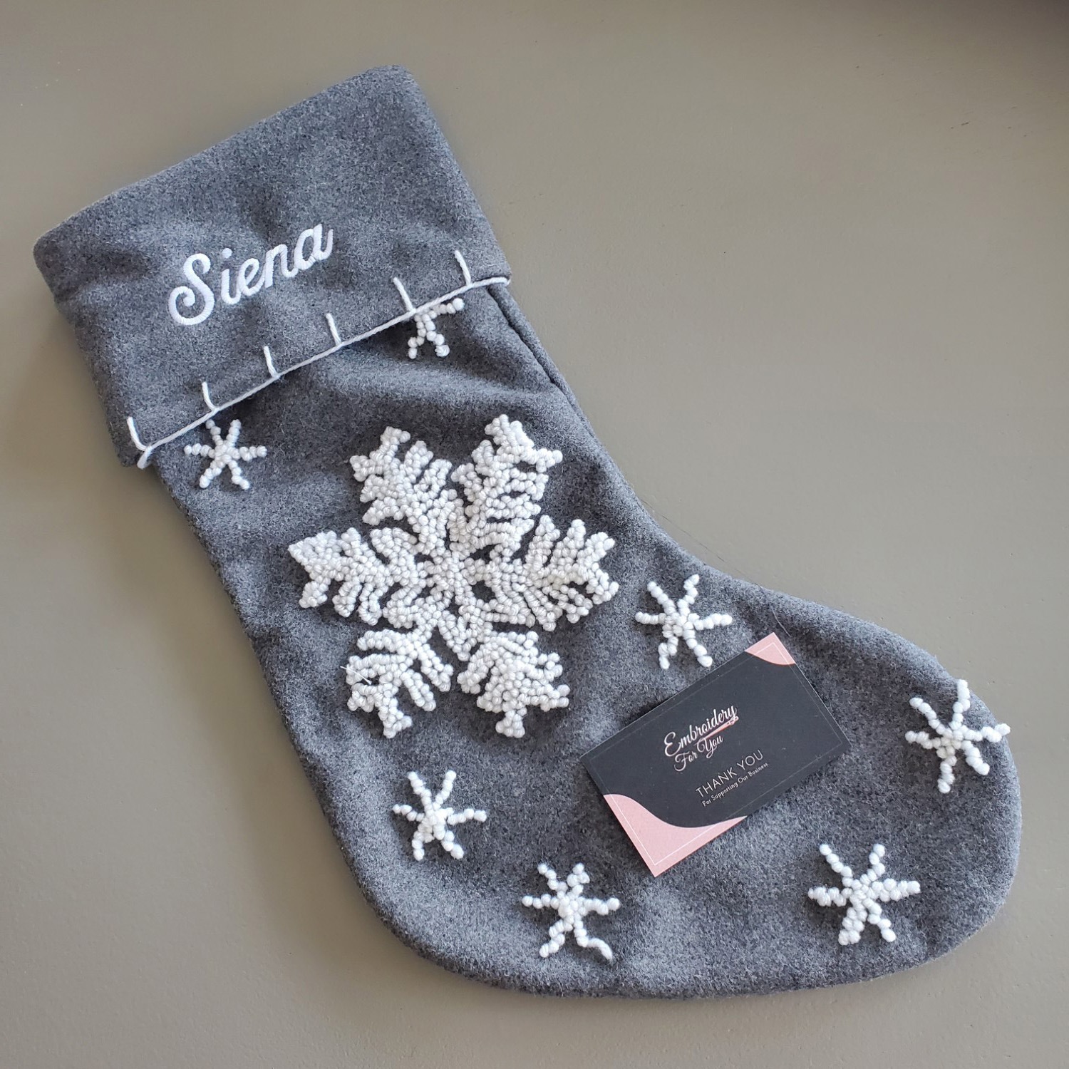 stocking-name-embroidery